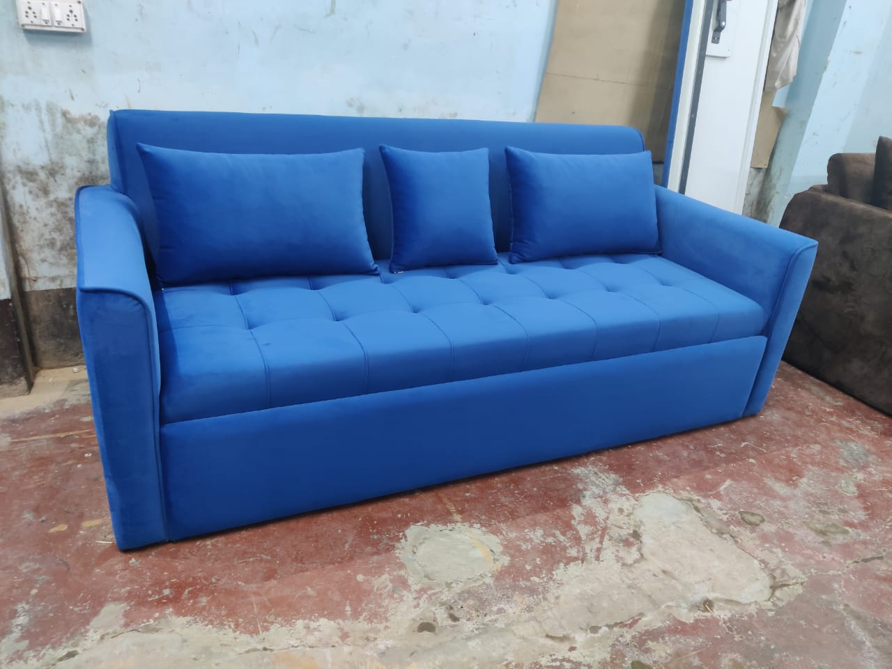 SofaCum bed 5*7ft