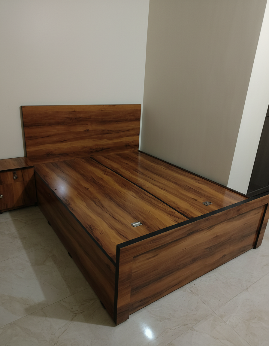 Bed Queen size with hydrolic storage